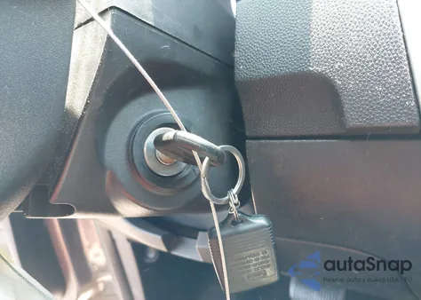 2010 Ford Focus Se z USA, uszkodzony, nr VIN 1FAHP3FN3AW218621